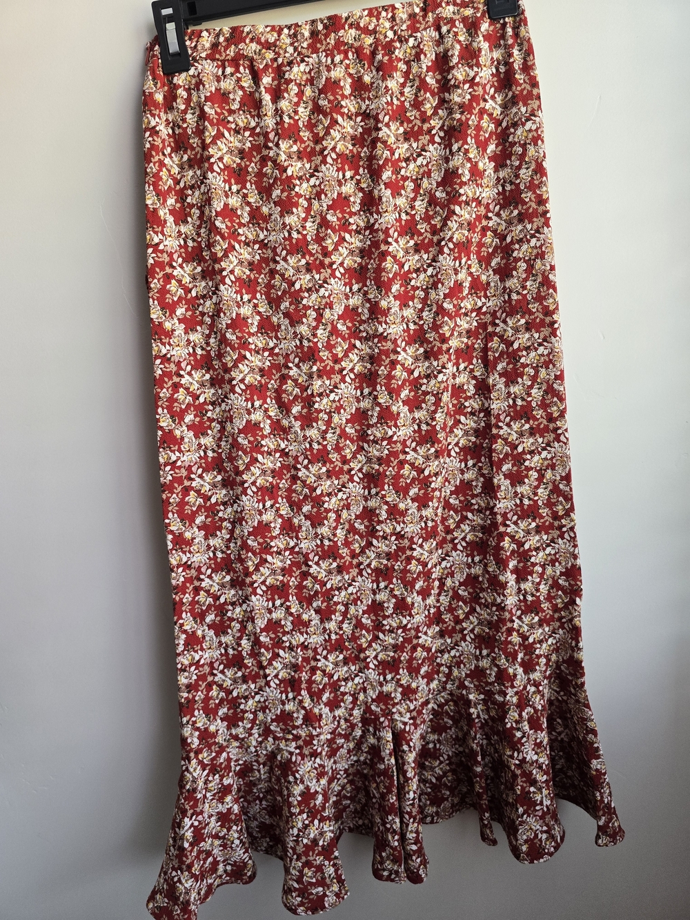 Max Studio Red Floral Ruffle Maxi Skirt - Picture 7 of 8